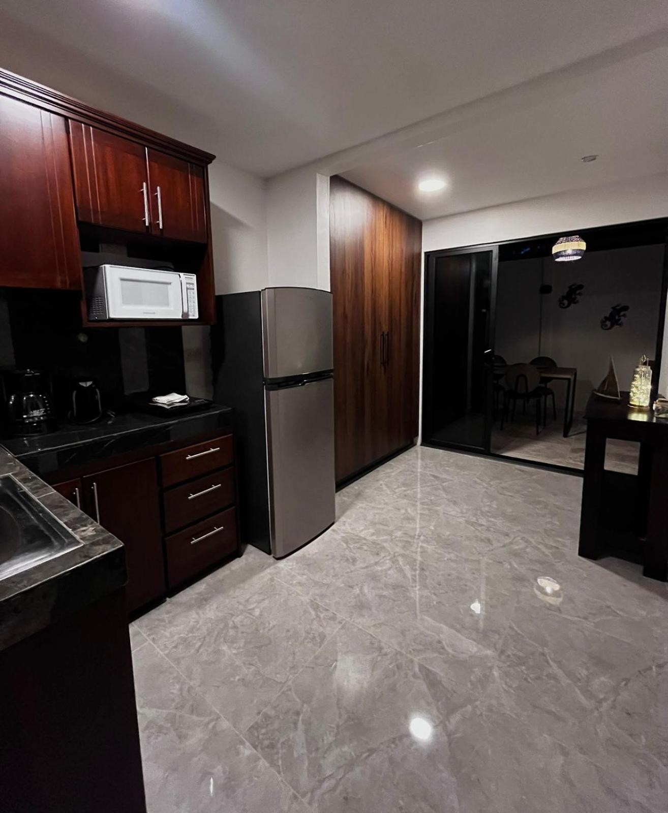 Mevak Apartments Suites La Fortuna Bagian luar foto